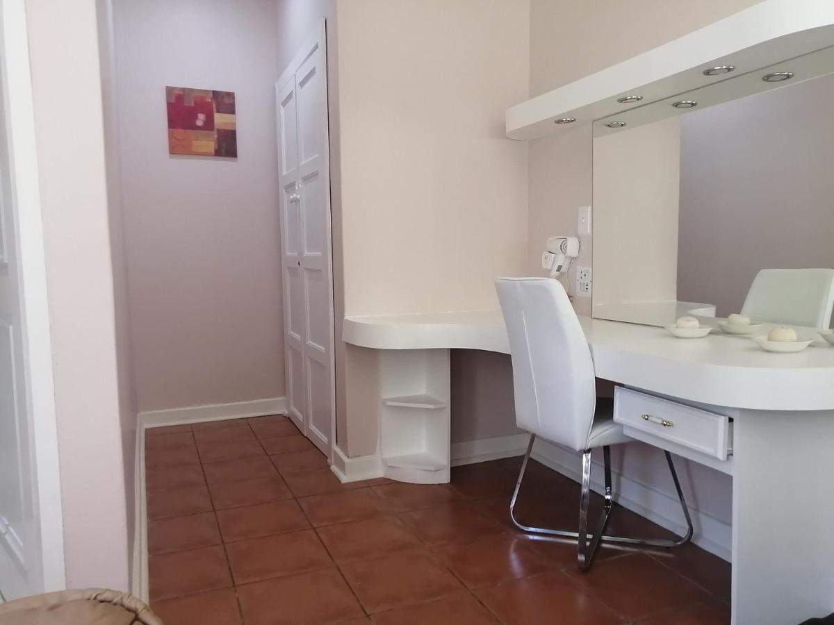 Easy Inn Guesthouse Велком Екстериор снимка