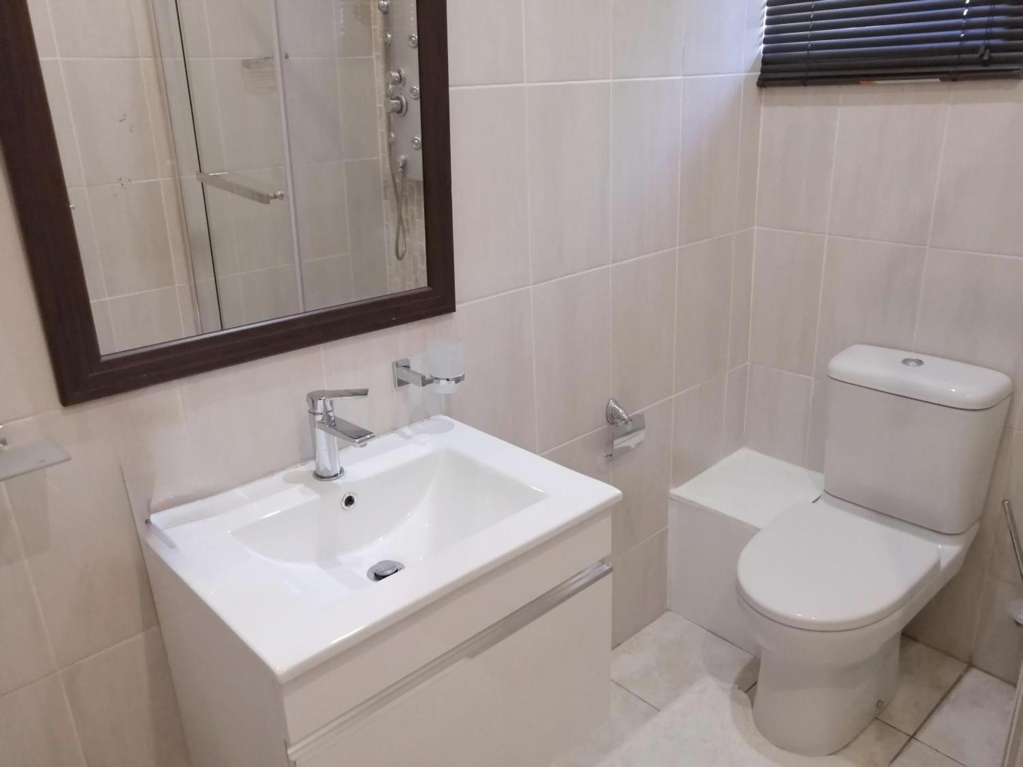 Easy Inn Guesthouse Велком Екстериор снимка